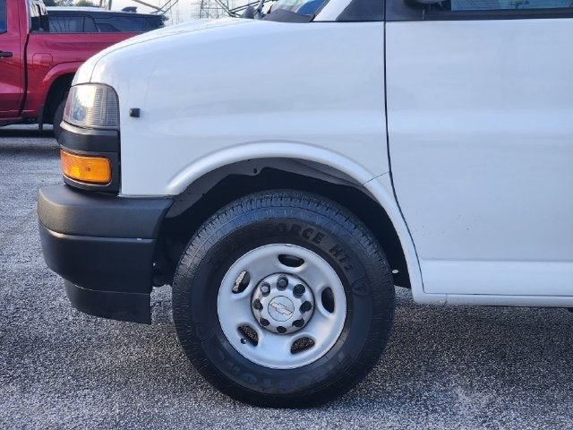 2019 Chevrolet Express Cargo 3500 BASE