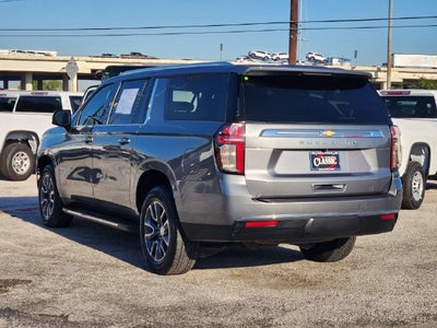 2022 Chevrolet Suburban LT