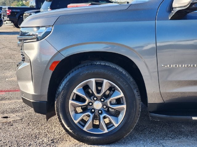 2022 Chevrolet Suburban LT