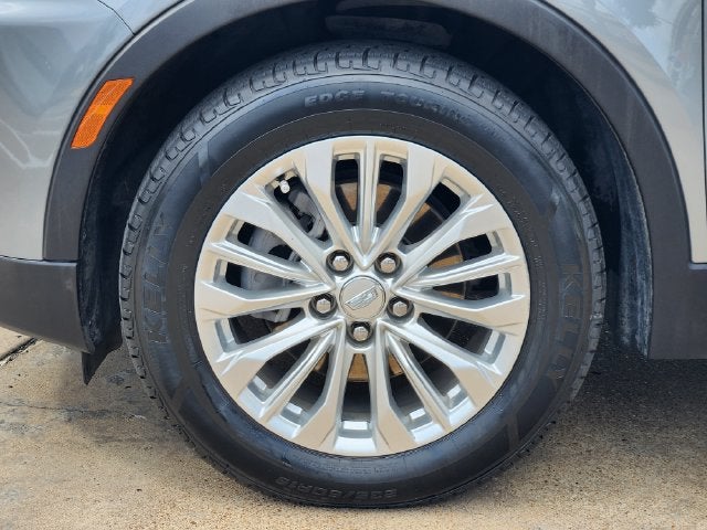 2024 Cadillac XT4 Luxury