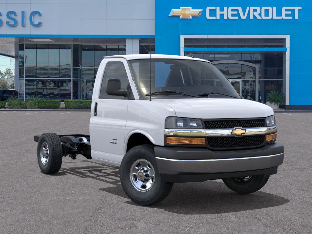 2026 Chevrolet Express Cutaway 3500 1WT