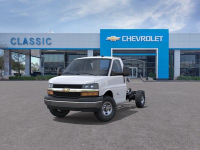 2026 Chevrolet Express Cutaway 3500 1WT