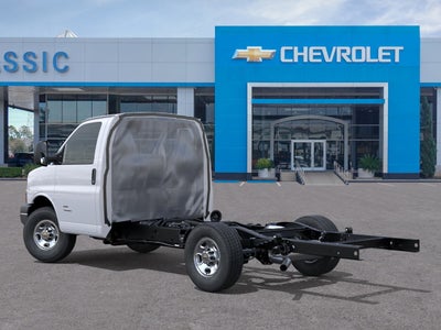 2026 Chevrolet Express Cutaway 3500 1WT