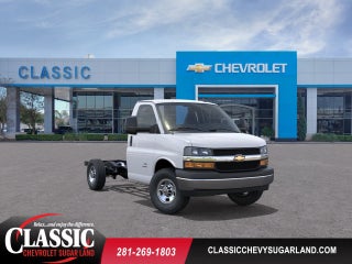 2026 Chevrolet Express Cutaway 3500 1WT