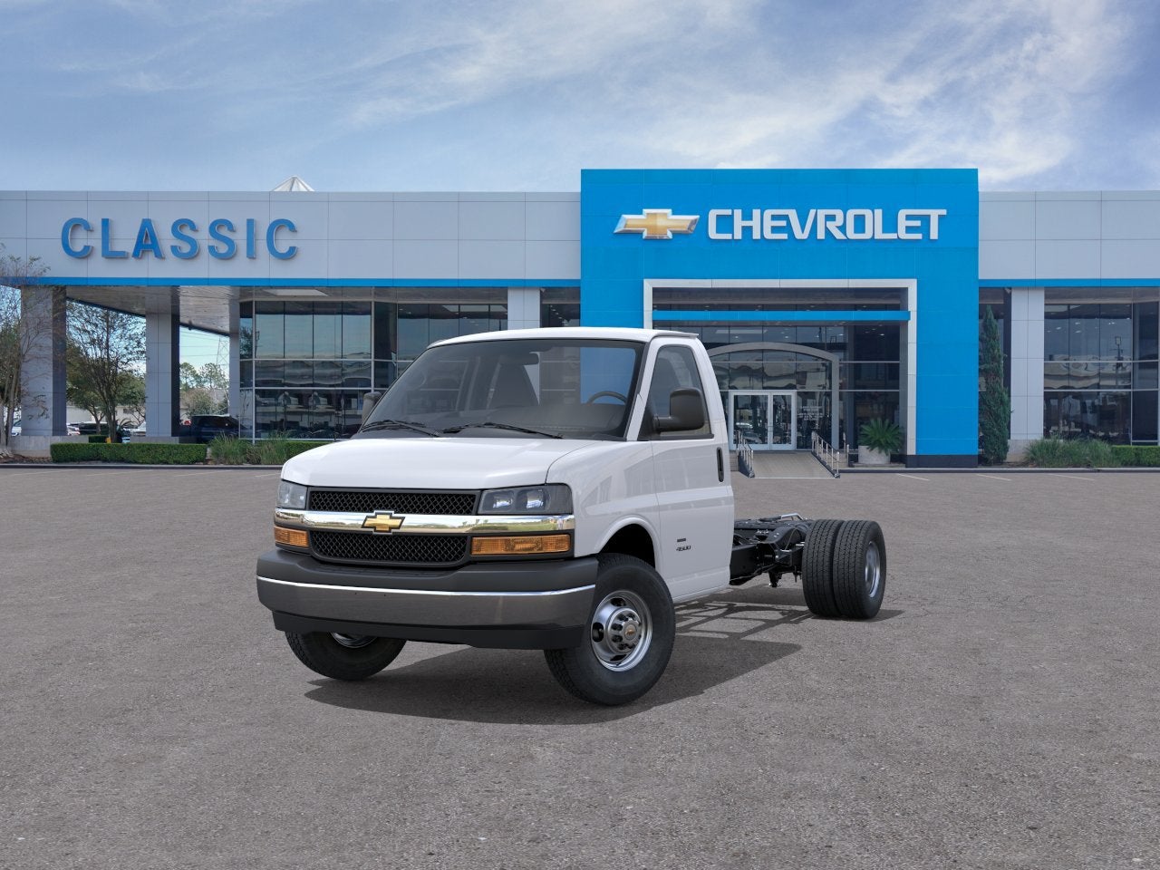 2026 Chevrolet Express Cutaway 3500 1WT