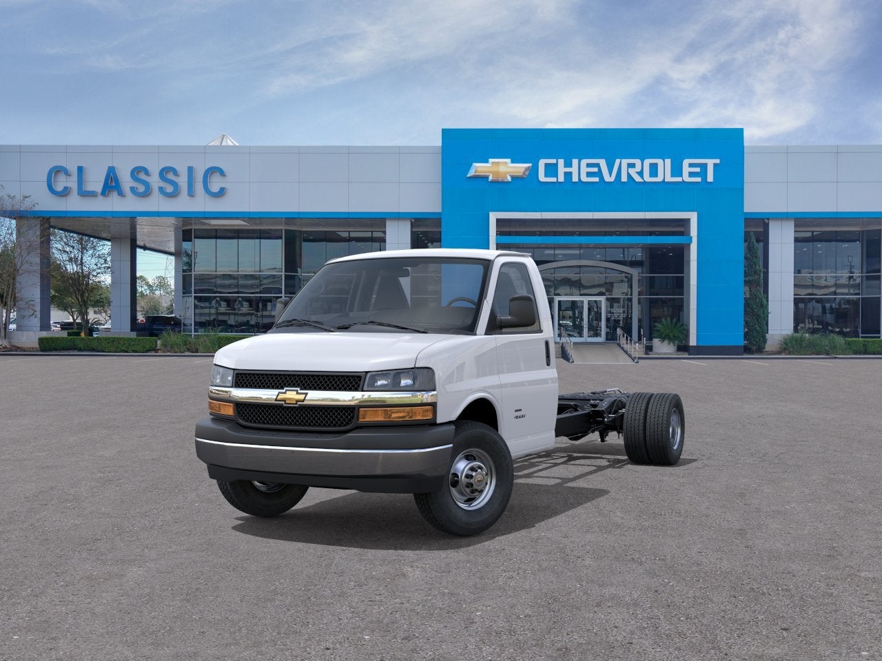 2026 Chevrolet Express Cutaway 3500 1WT