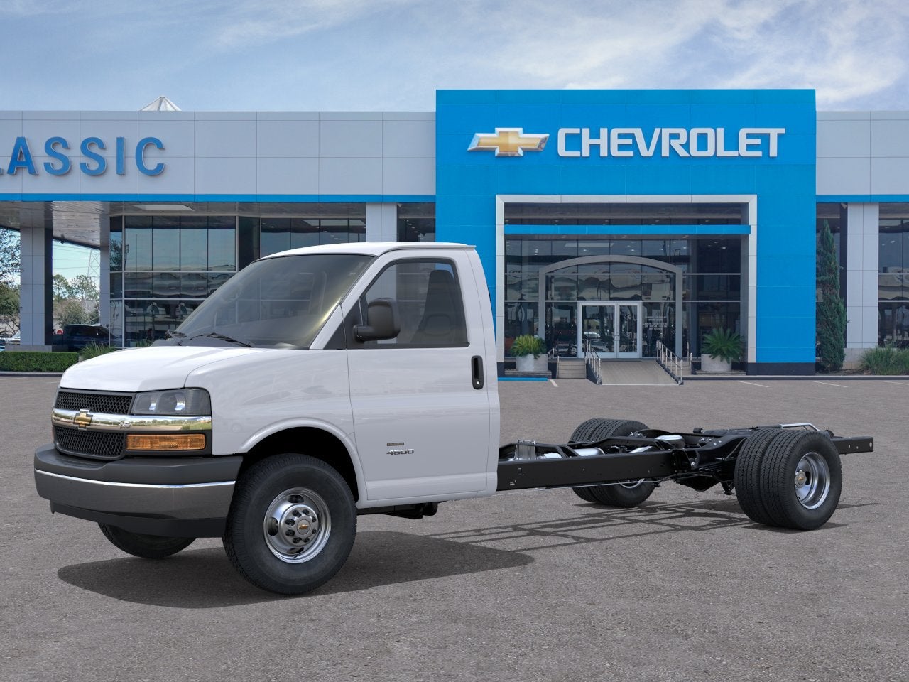 2026 Chevrolet Express Cutaway 3500 1WT