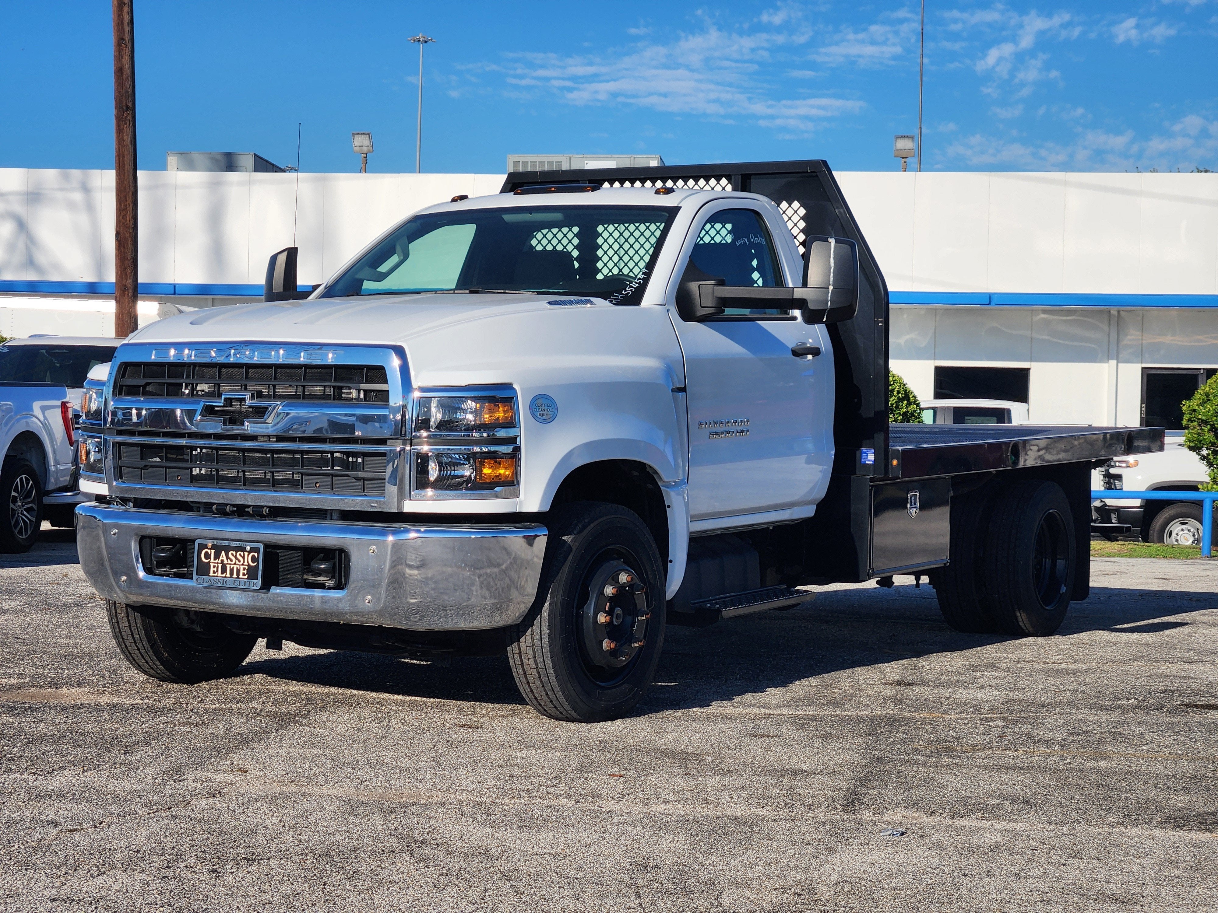 2024 Chevrolet Silverado 5500 HD Work Truck