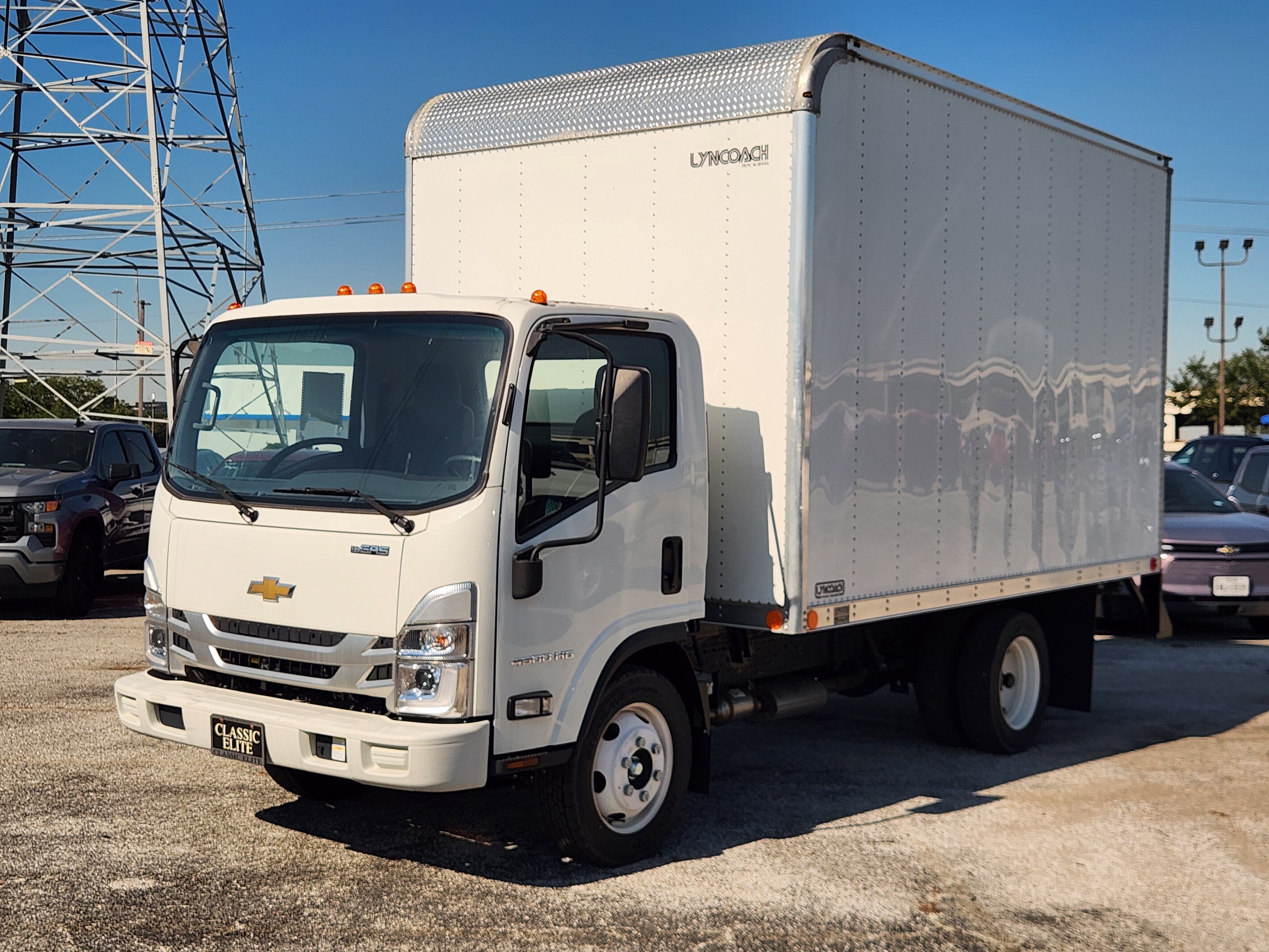 2024 Chevrolet Low Cab Forward 4500 HG BASE