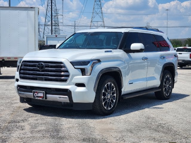 2024 Toyota Sequoia SR5