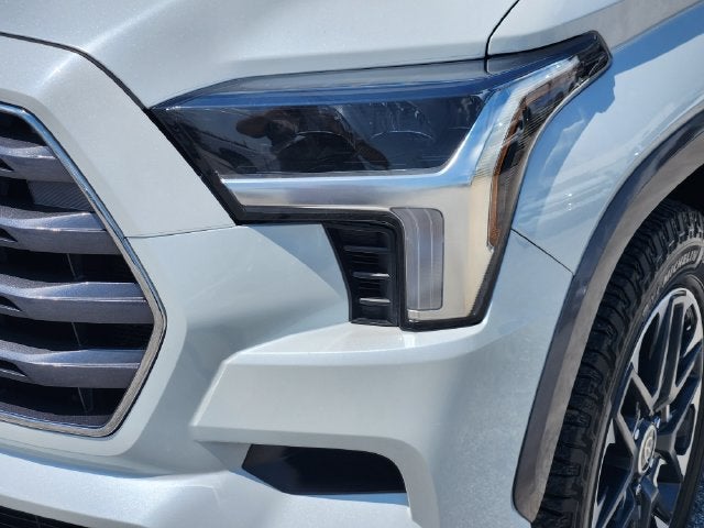2024 Toyota Sequoia SR5